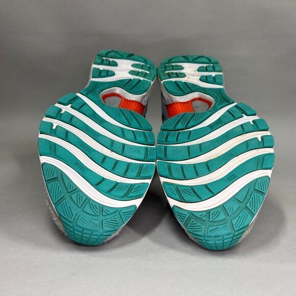 Asics Women's Size 10 Gel-Nimbus 22 Running Shoes‎ - Picture 11 of 12